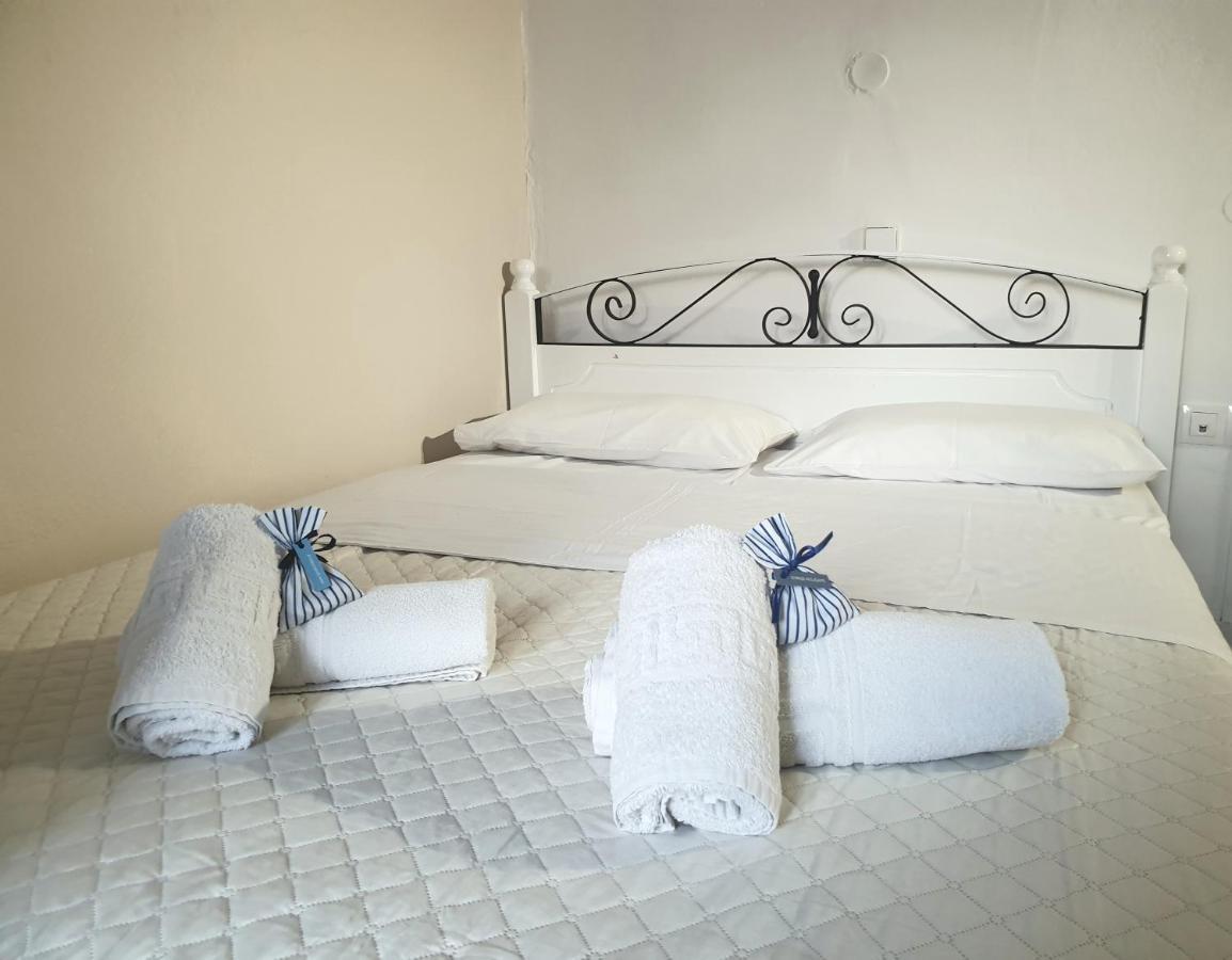 Syros Holidays Vari  Exterior photo