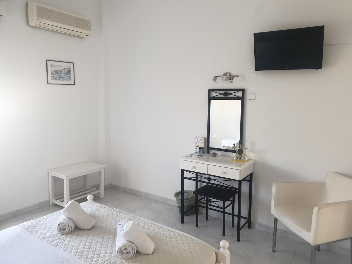 Syros Holidays Vari  Exterior photo