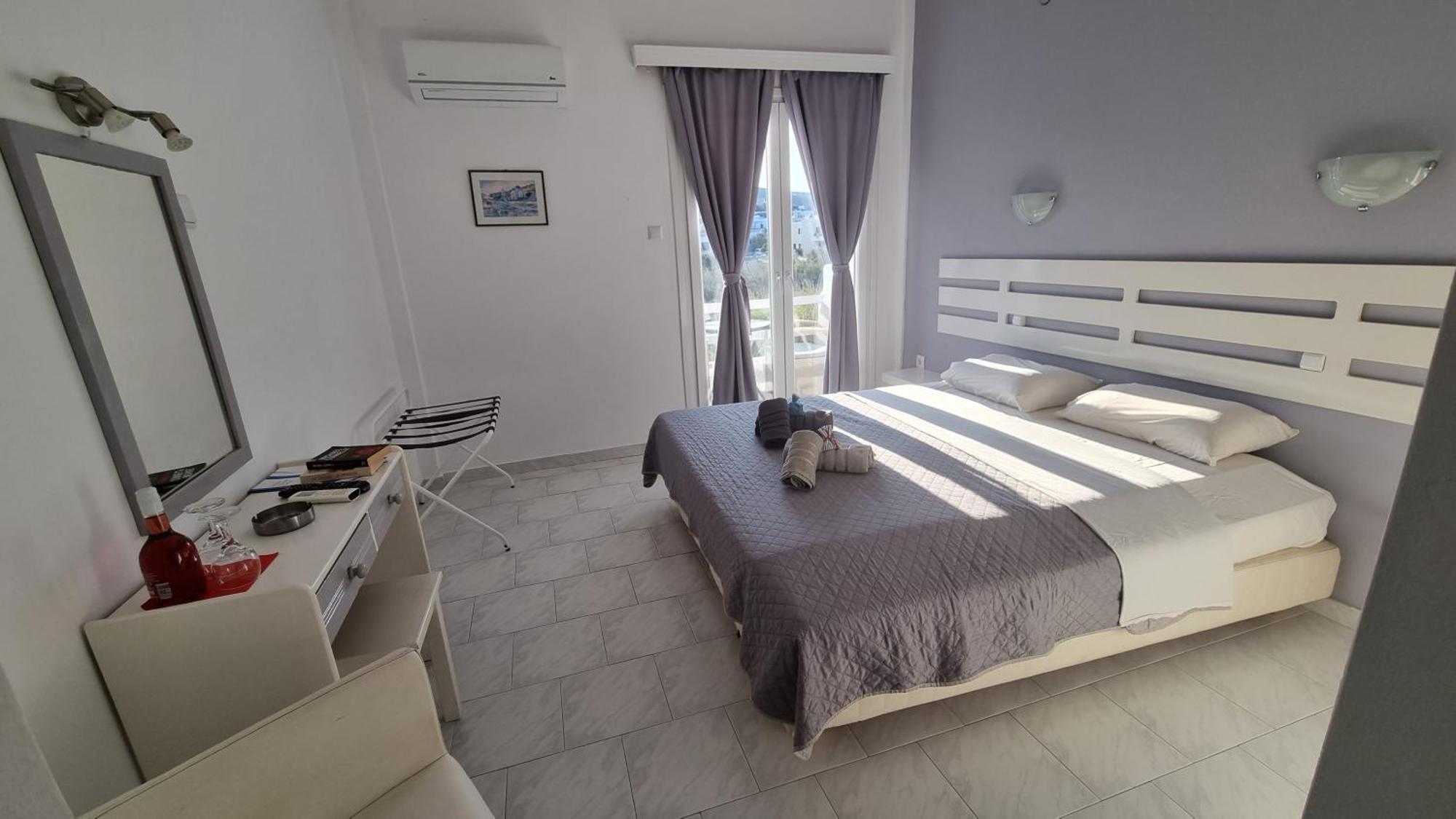Syros Holidays Vari  Exterior photo