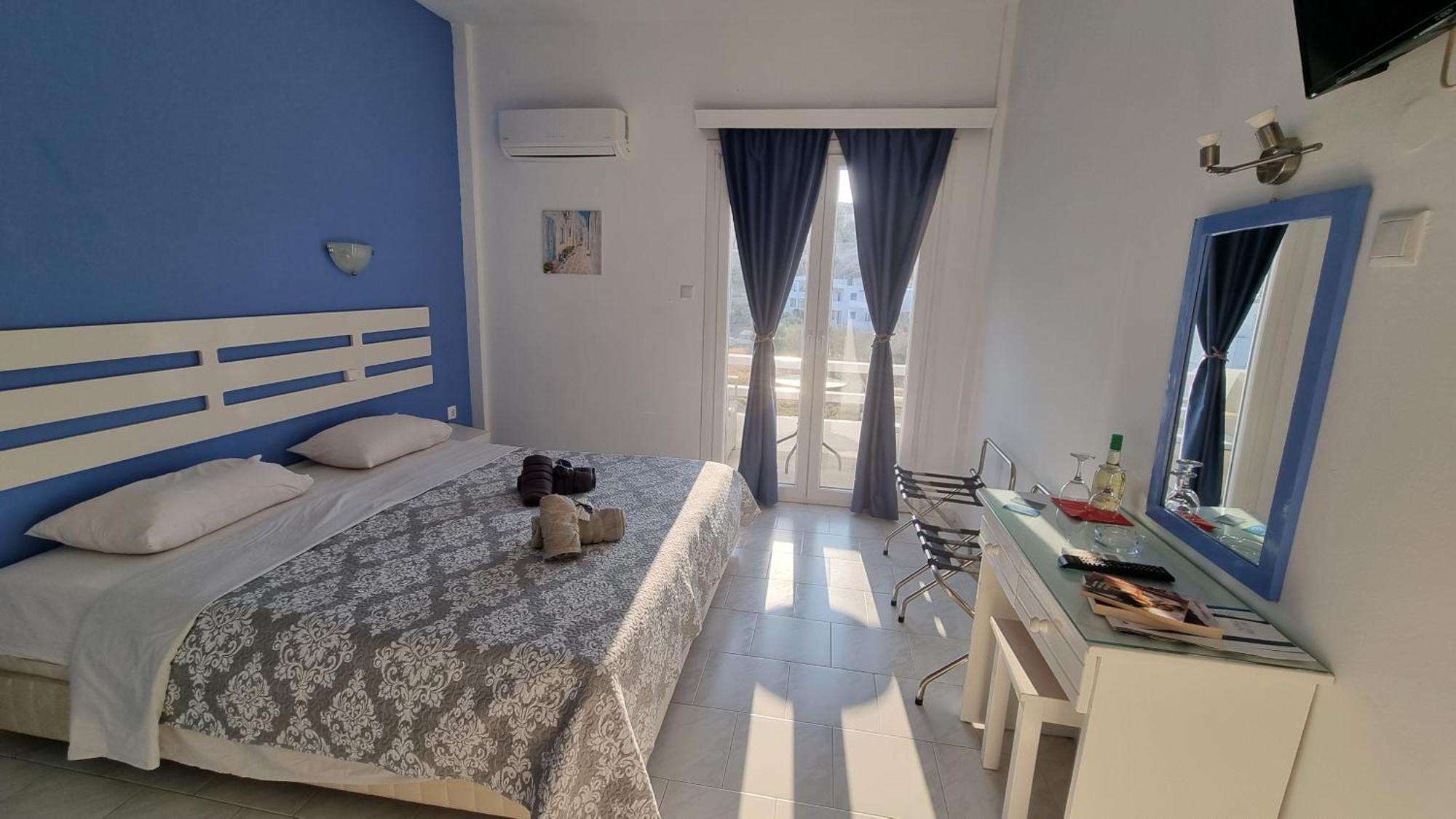 Syros Holidays Vari  Exterior photo