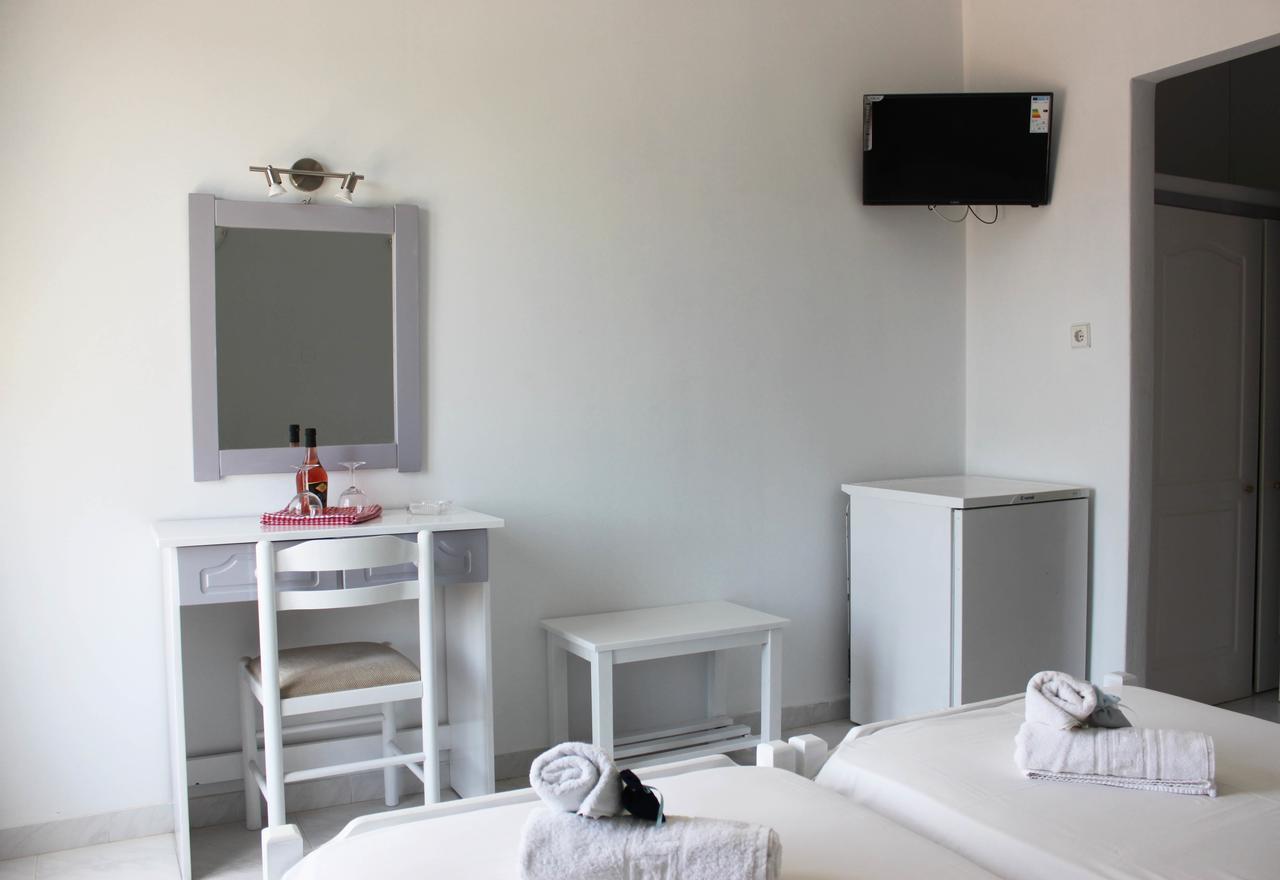 Syros Holidays Vari  Exterior photo