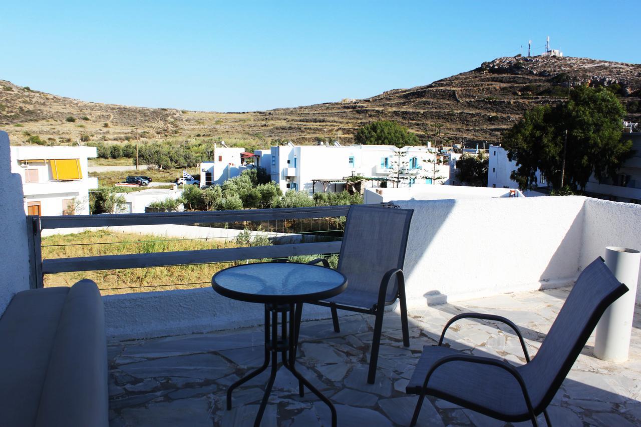 Syros Holidays Vari  Exterior photo