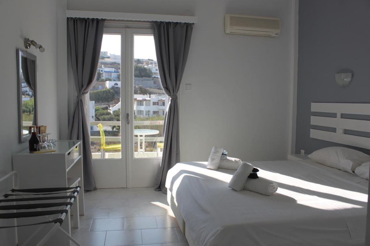 Syros Holidays Vari  Exterior photo